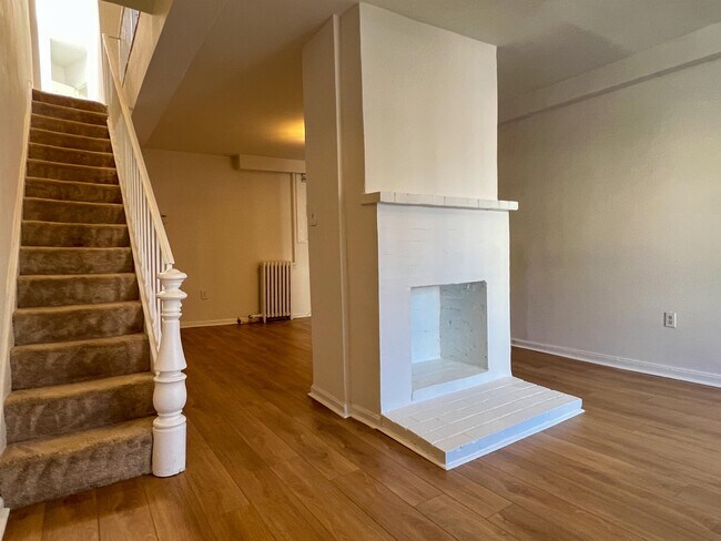 Photo - 1819 Vermont Ave NW