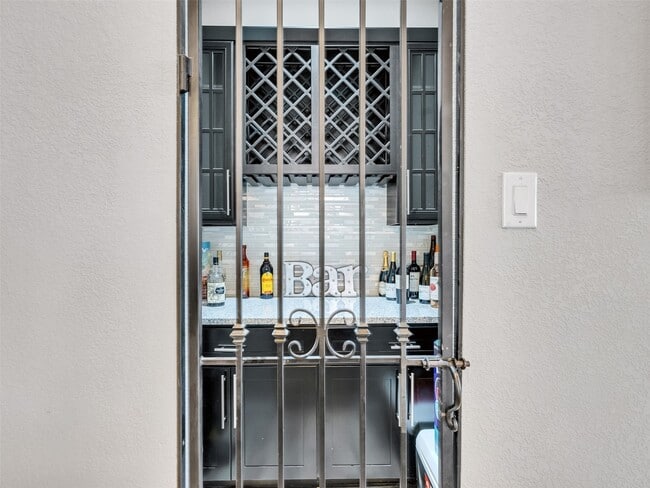 Photo - 18324 Parkview Point Dr