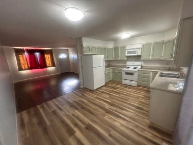 Photo - Charming Rancher!!