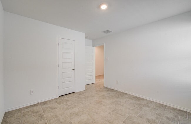 Building Photo - 7527 Cynomys Ct