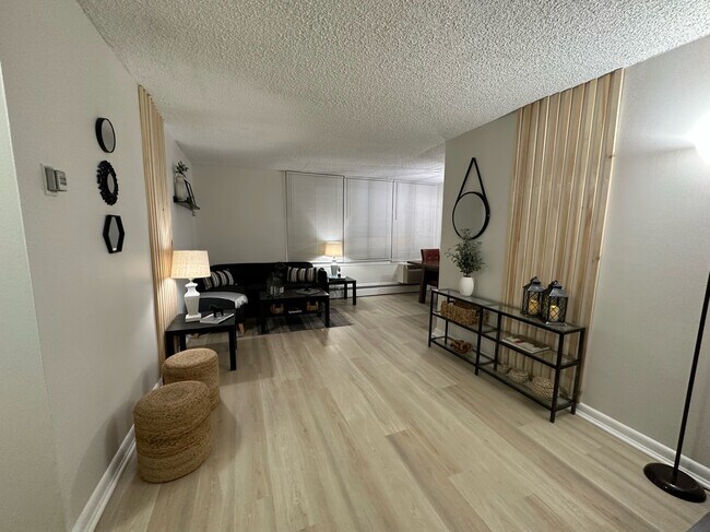Photo - 1030 E Lancaster Ave Condo Unit 211