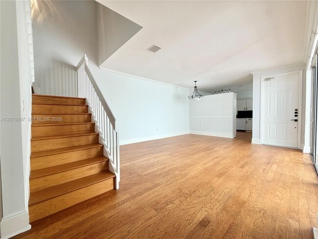 Photo - 1135 Cliffrose St
