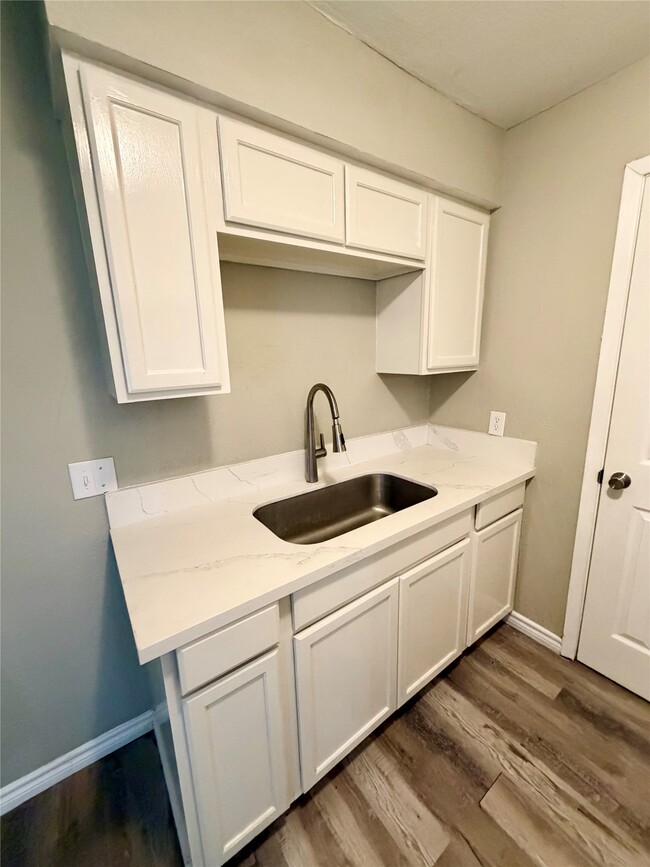 Photo - 1614 Vauthier St Unidad 8