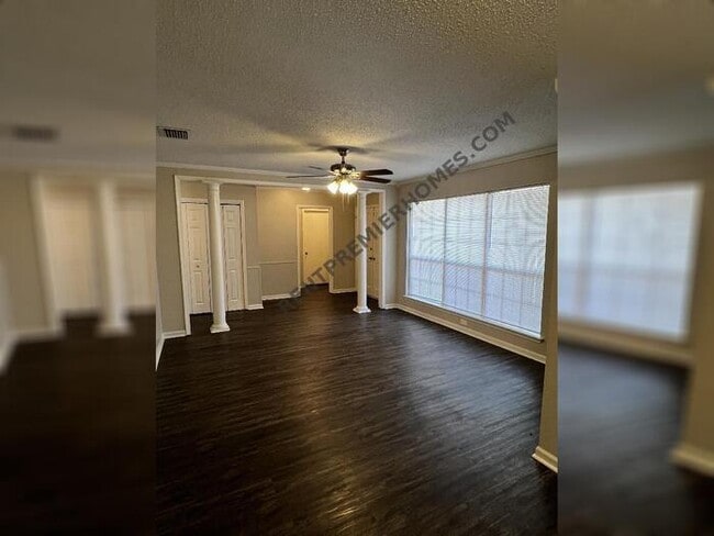 Photo - 6713 Navajo Trail