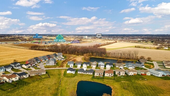 Building Photo - Unfurnished | Summerland Twinhomes | Water...