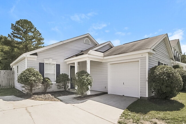 Building Photo - 2896 Rockingham Ct SW Rental