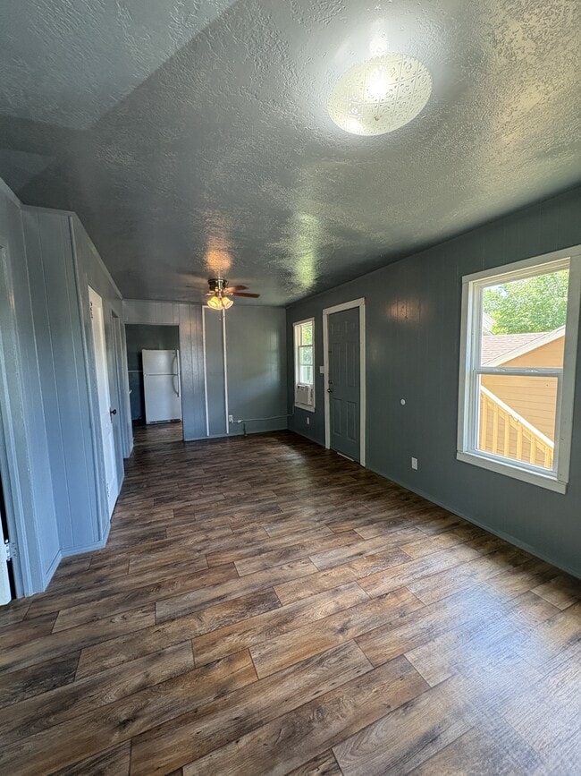 Photo - 522 S Stonewall Ave