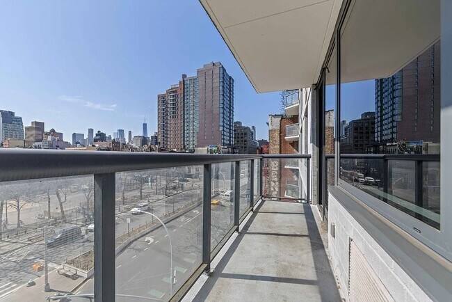 Photo - 250 E Houston St Unidad 11F
