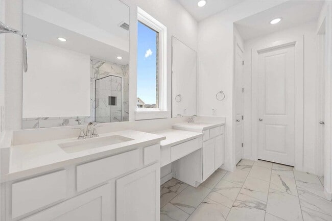 Photo - 2901 Black Walnut St