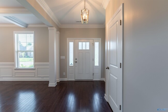 Photo - 15223 Lakeside Trail SW