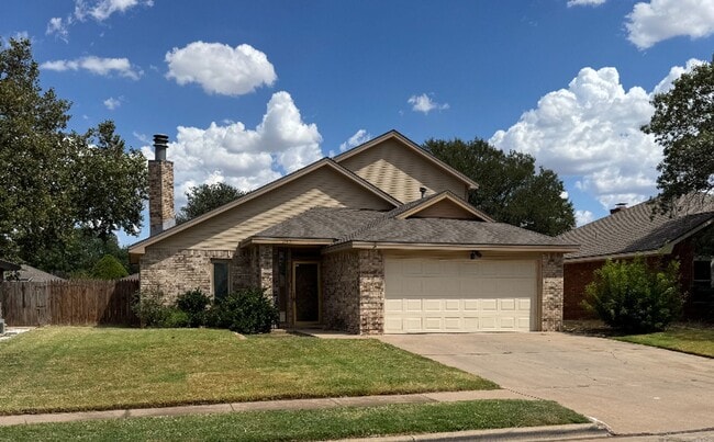 Building Photo - Frenship 2 Story Home