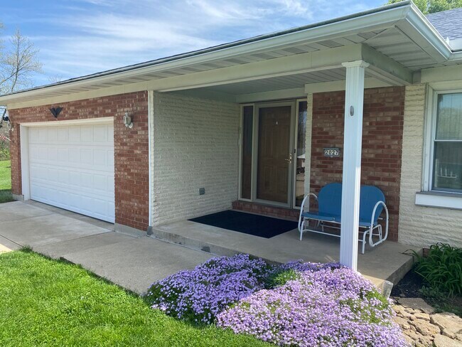 Photo - 2027 Rolling Hills Blvd