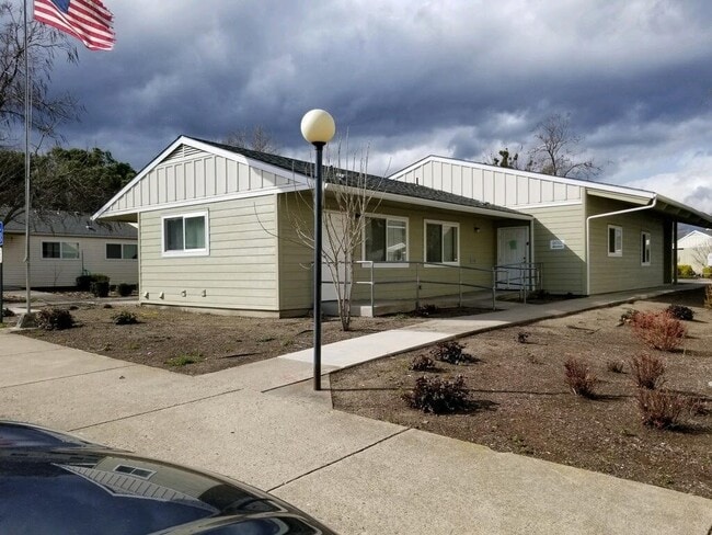 Building Photo - 233 Eva Way Unit #233