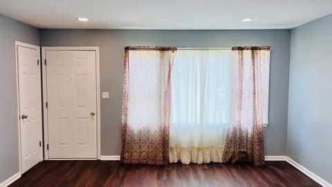 Photo - 2141 Robin Hood Ct