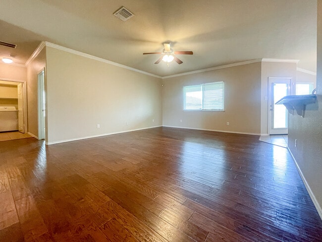 Photo - 6617 Cascade Dr