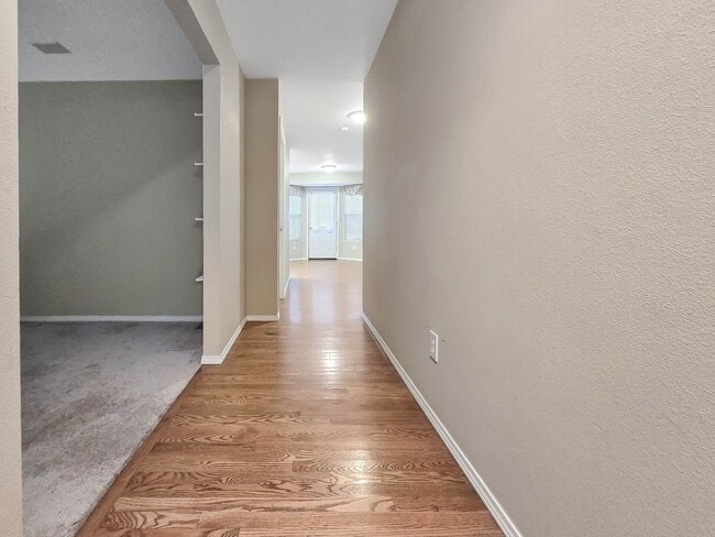 Photo - 2-Story modern home in Silver Firs. Large outdoor space!!!