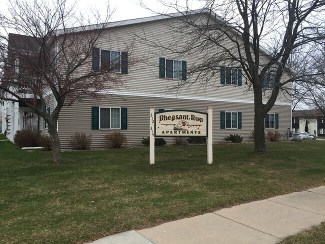 Pheasant Run Apartments - Waupaca