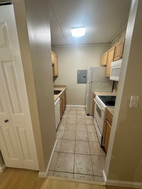 Building Photo - 16-16 Ellery St Unit 105