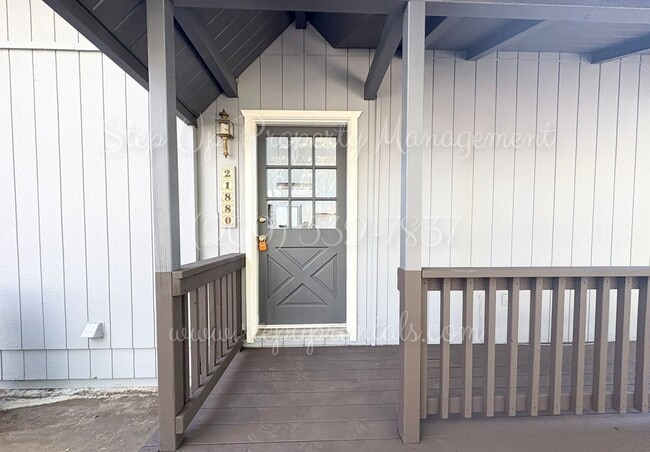 Photo - Spacious 3-Bedroom, 2-Bath Home with Garage and Private Deck in Sonora