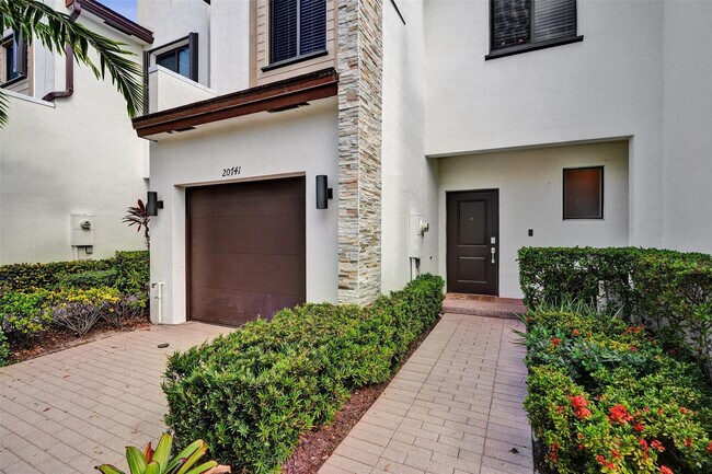 Photo - 20741 NE 5th Ct