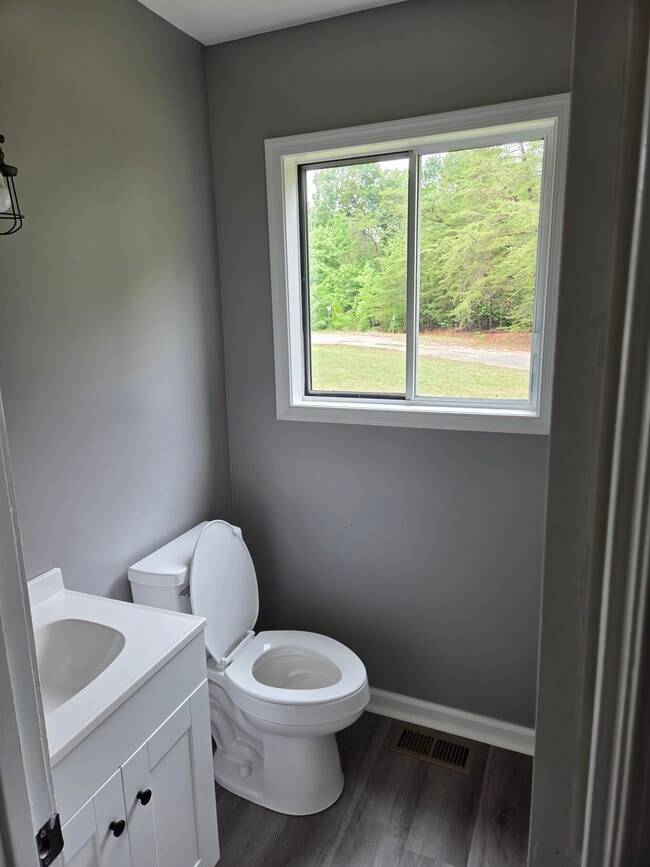 Photo - 68 Matilda Ln