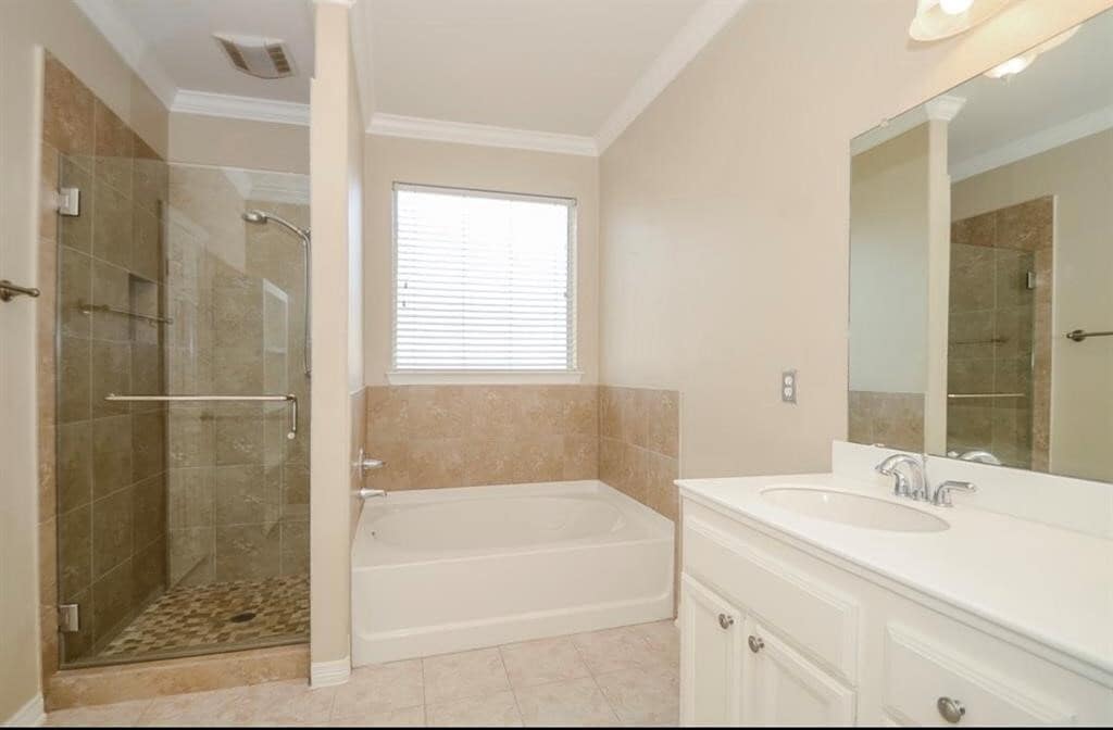 Photo - 210 Riverway Bluff Ln