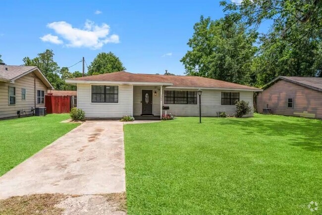 Building Photo - 7280 Click Dr Rental