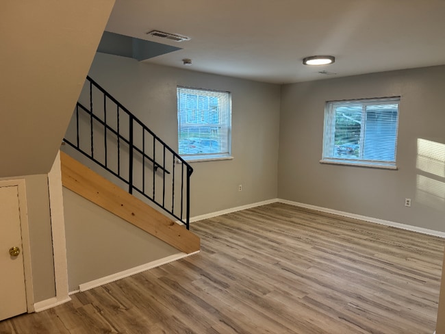 Photo - 520 S 6th St Unit 518