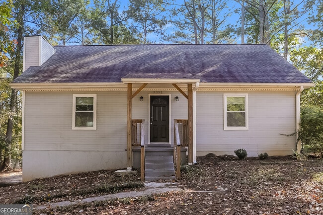 Building Photo - 3991 Woodland Cir SE Rental
