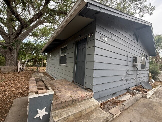 Photo - 129 N Pompano Ave