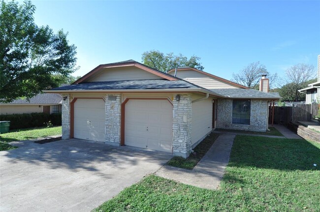 Photo - 2009 Margalene Way Townhome