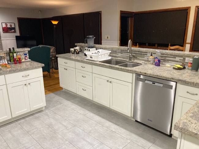 Photo - 1377 Ardmore Dr