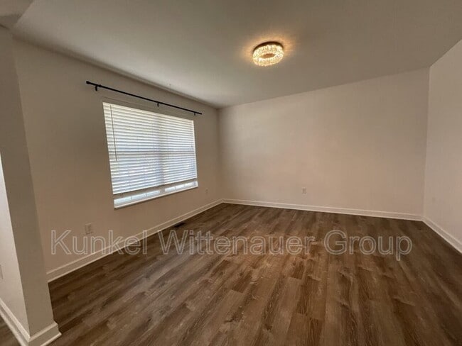 Photo - 2621 Greystone Estates Pkwy
