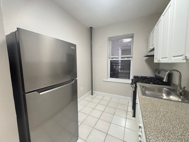 Photo - 328 61st St Unit B1