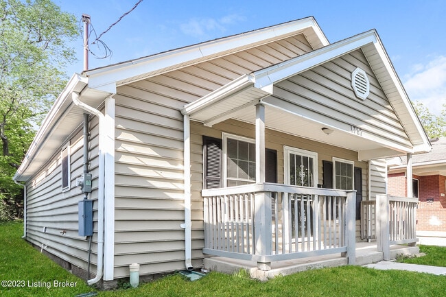 Photo - 1787 Wilson Ave