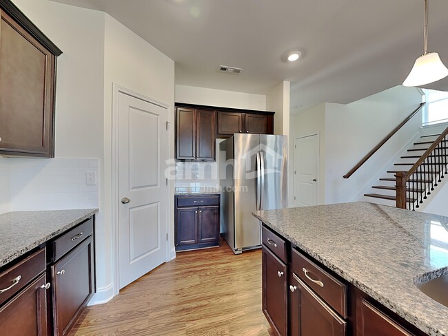 Photo - 5125 Jack Byrnes Dr