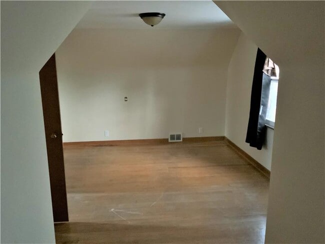 Photo - 2803 Cleveland Ave