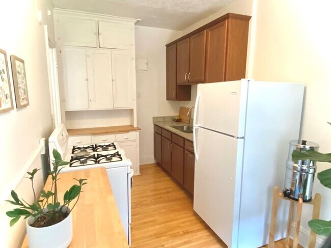 Photo - LorWest Flats
