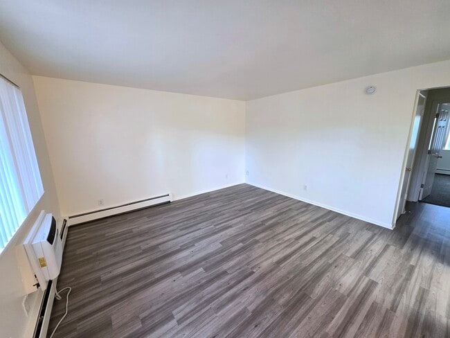 Photo - Aspen Leaf Apartments