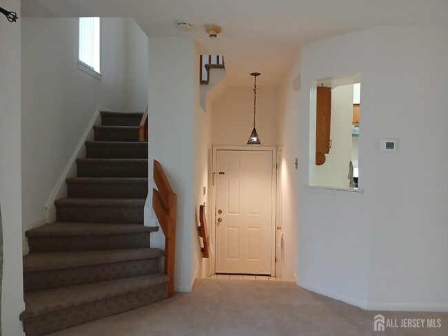 Photo - 1081 Schmidt Ln