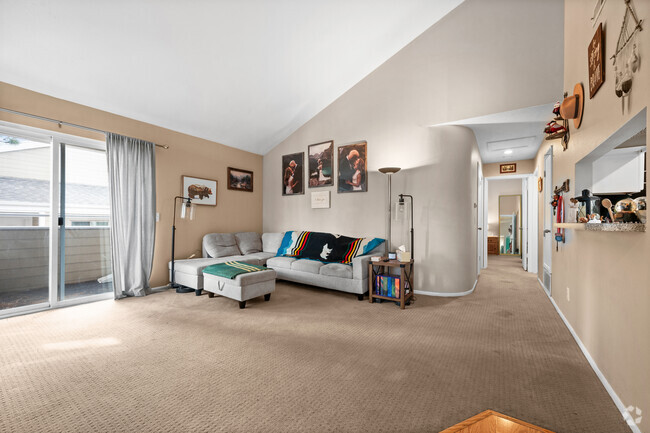 Building Photo - 1478 E Foxboro Dr Unit #2 Rental