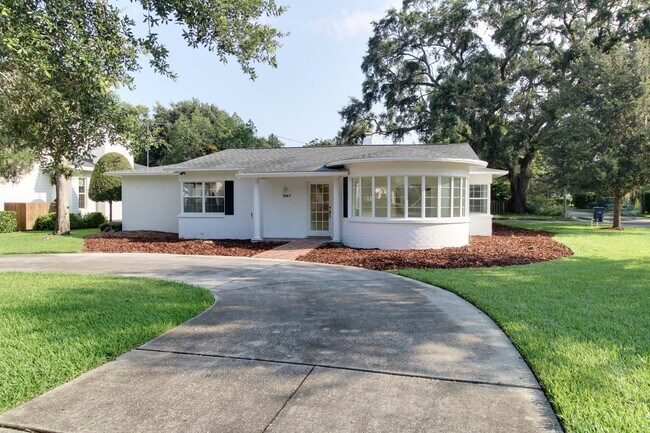 1667 Mizell Ave
