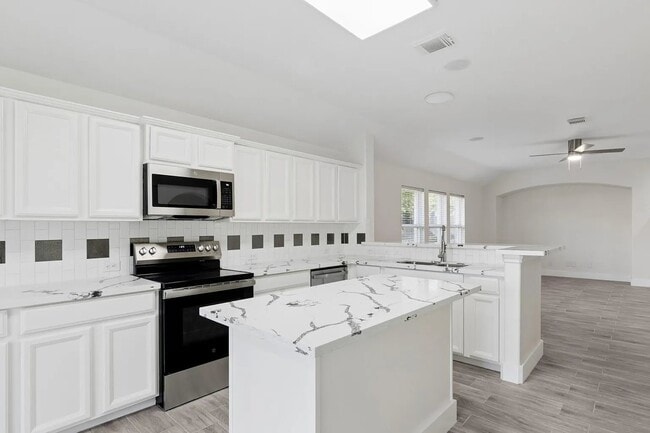 Photo - 17910 Royal Gate Ln