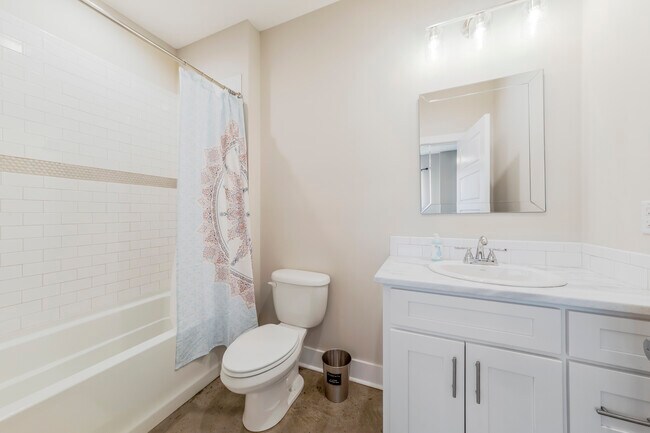 sample - 107 Centre Sarcelle Blvd