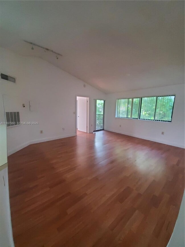 Photo - 2445 SW 18th Terrace Unit 912