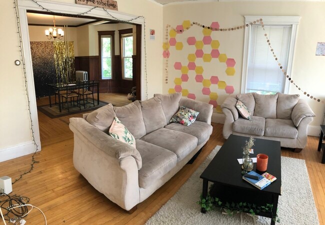 Photo - 15 Sparhawk St Rental