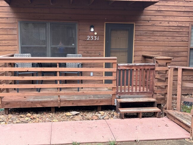 2 Bed 1 Bath Condo Available Now! MileSto... - 2 Bed 1 Bath Condo Available Now!  MileSto...