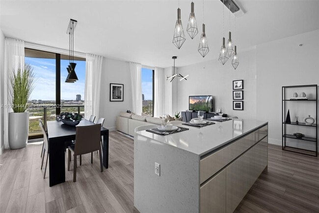 Photo - 101 Diplomat Pkwy Unit 0710