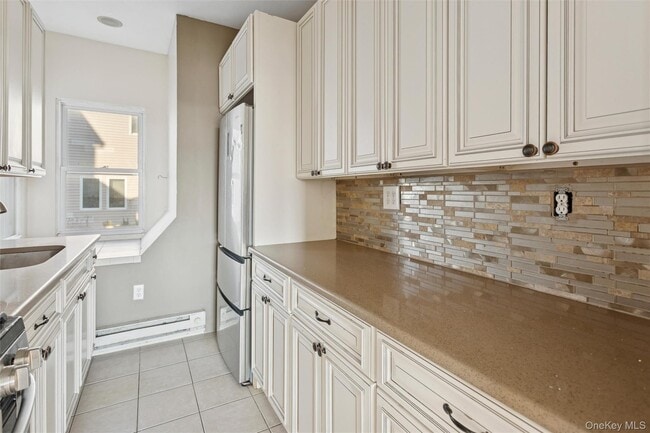 Photo - 23 Troy Ave Unit 1st FL