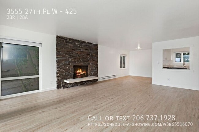 Building Photo - 3555 27th Pl W Unit 425
